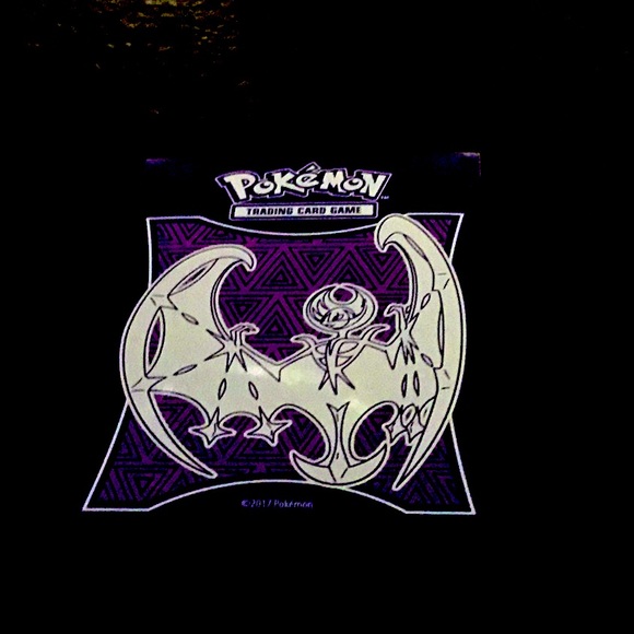 Pikachu - Picture 2 of 2